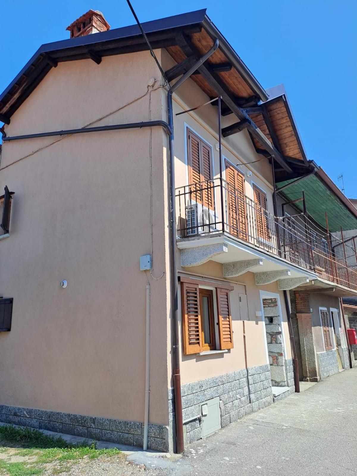Stone House Villa San Maurizio D'opaglio ภายนอก รูปภาพ